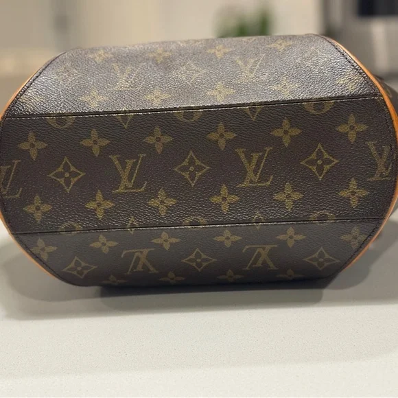 Louis Vuitton Monogram Ellipse MM - Picture 3 of 10